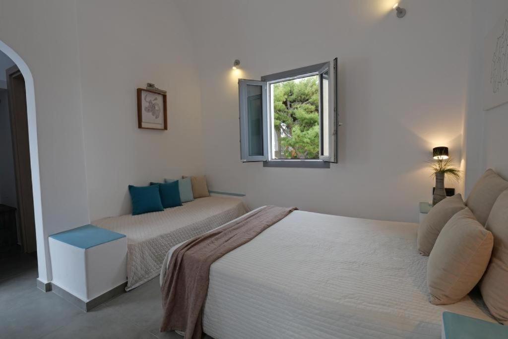 Perissa Blue Dome Rooms Exterior photo